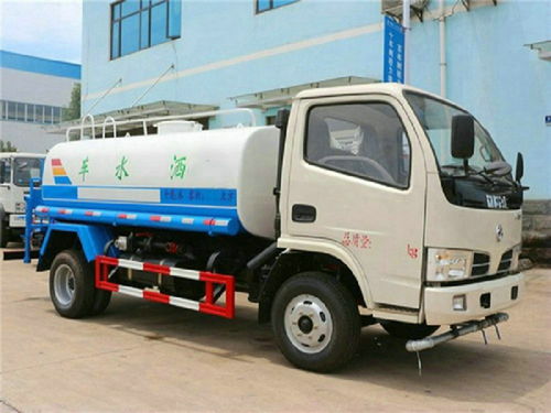 鹤岗雾炮洒水车价格与黑龙江洒水车经销商选择指南